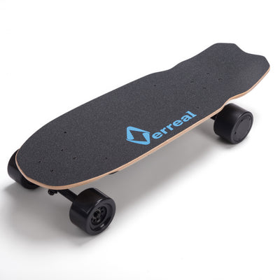 Riding Small: 5 Benefits of Buying a Mini Electric Skateboard