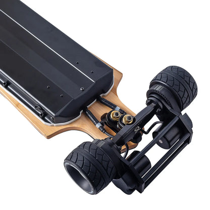 100mm Cloudwheel Hydro wheels on Verreal RS Pro Max, offering superior wet grip and long range.