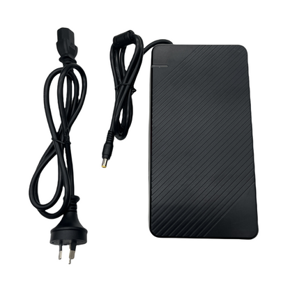 Chargeur rapide 6A 50,4 V 12S