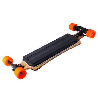 Fastest long range electric skateboard with Samsung 50S battery, 888Wh capacity, and 65km range.