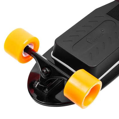 A close-up of the dual belt motors and 90mm PU wheels on the Verreal ACE, the ideal electric skateboard for commuting on smooth city streets.