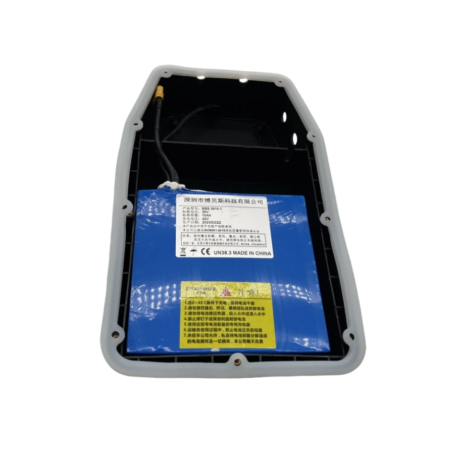 10S2P electric skateboard battery pack mounted inside battery enclosure