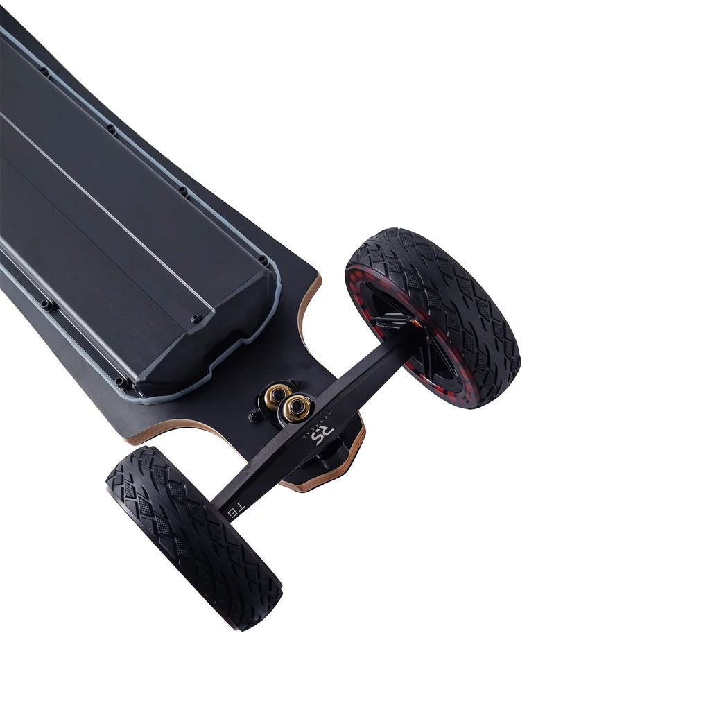 Front truck of Verreal RS Pro all terrain electric skateboard equipped with 165mm Cloudwheel Rover wheels